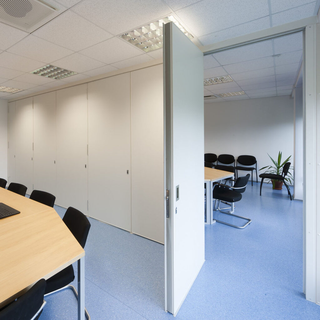 Curated visual reference: Audio Visual Systems For Multifunctional Rooms Photo Inspiration